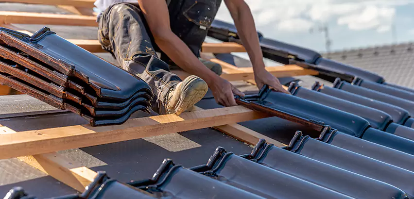 Professional Storm Damage Roof Repair Services in Glenview, IL