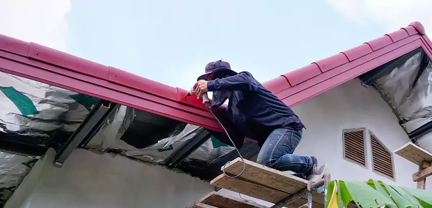 Rain Gutter Repair in Glenview