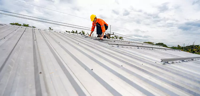 Metal Roof Repairs in Glenview