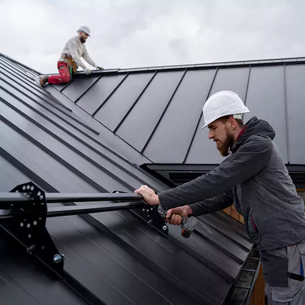 Why Glenview Property Owners Choose Glenview Roofing Pro for Metal Roof Repair?