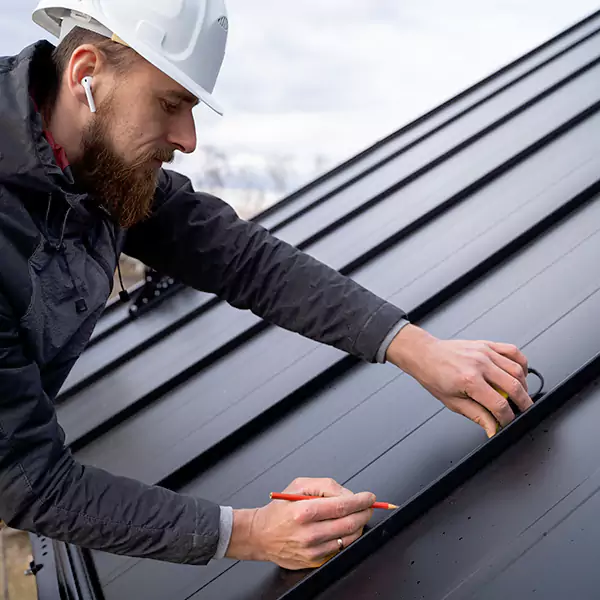 Why Glenview Property Owners Choose Glenview Roofing Pro for Tin Roof Repair service?