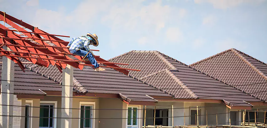 Professional Wind Damage Roof Repair Services in Glenview, IL
